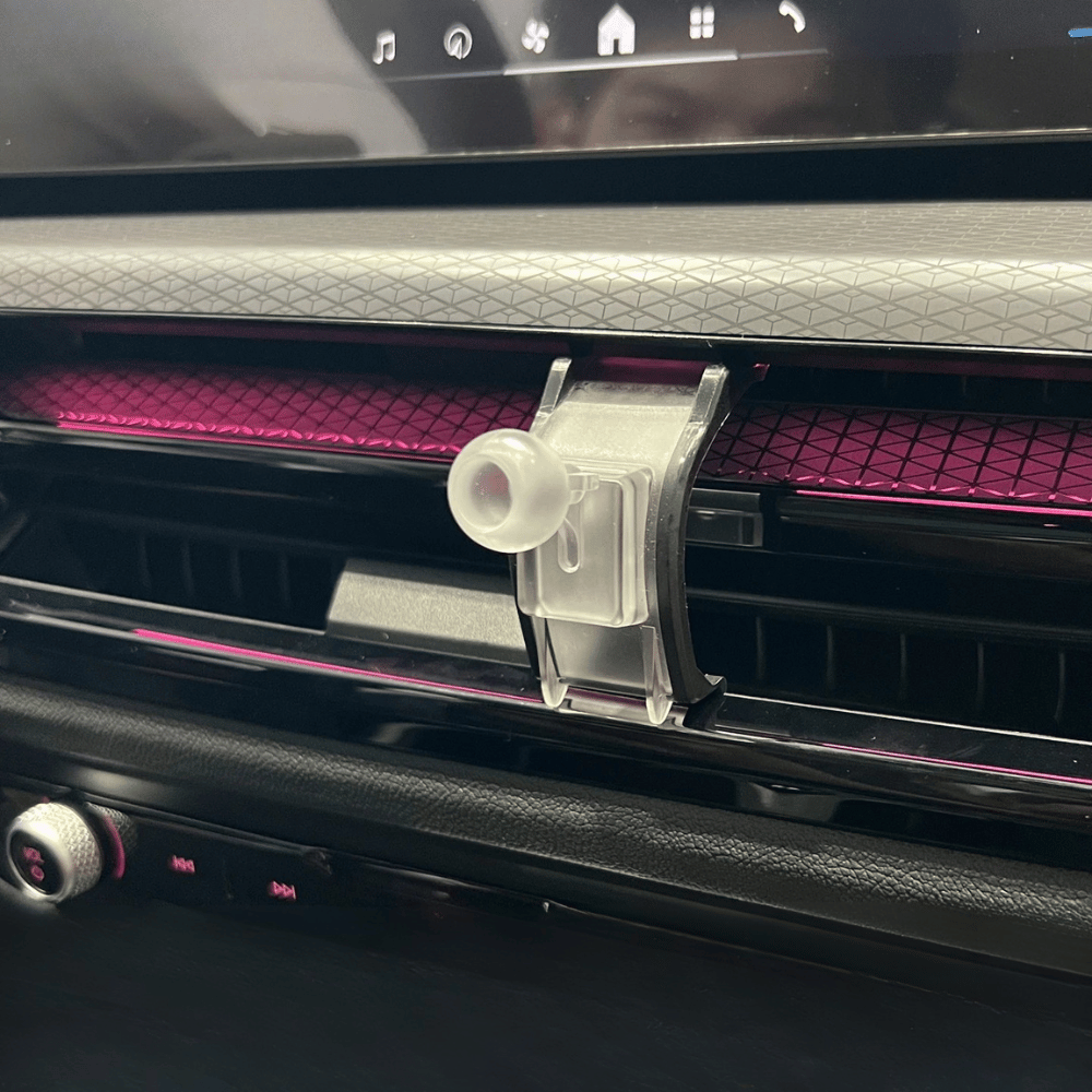 Premium MagSafe - kompatible Handyhalterung für BMW 3er & 4er Facelift G20 G21 G22 G23 LCI | M3 G80 | M4 G82 G83 – Lüftungsgitter Smartphone Halter mit Wireless Charging - CarWorlds GmbH